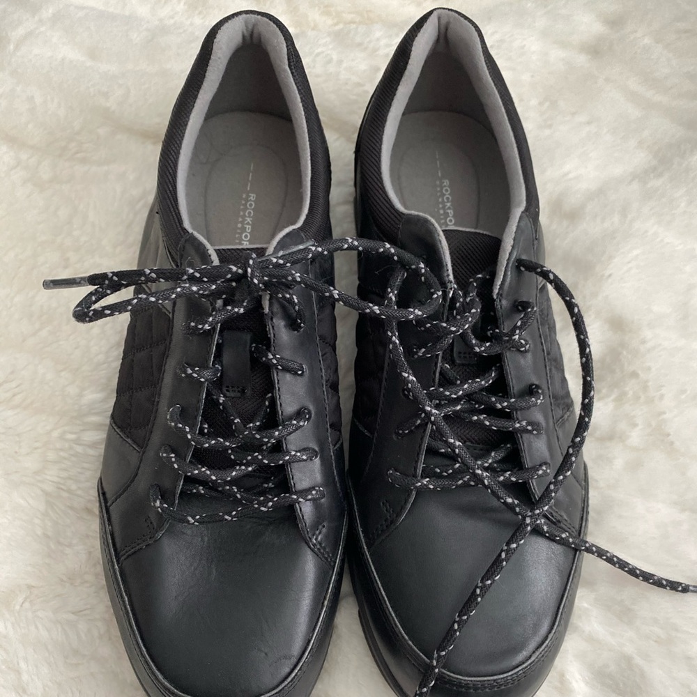 Ladies Rockport Walking Shoes. Black leather w/quilting on sides. Never used.